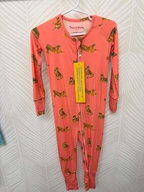 Jane & Marie Clothing Eye of The Tiger Zippy Bamboo Romper Pajamas
